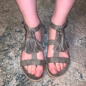 Grey suede strapped sandal